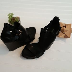 EXPRESS Black Wedges
